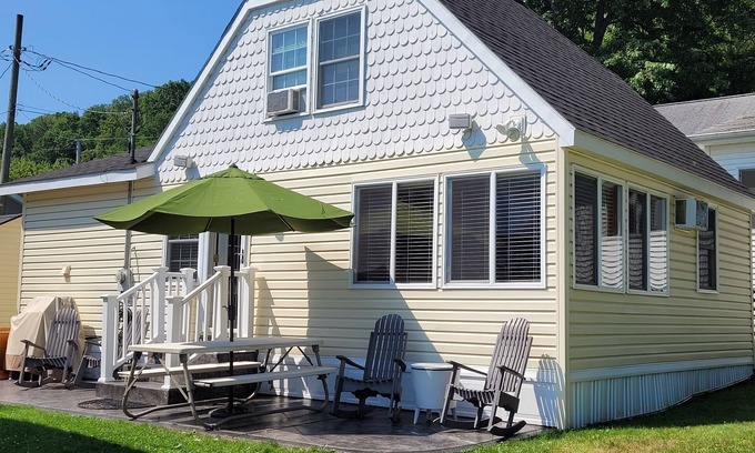 Moravia Cabaña | Owasco Lake Finger Lakes Getaway