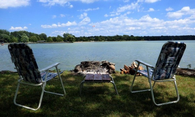 Auburn Casa | Owasco Lake Shoreline enfrente del parque Emerson