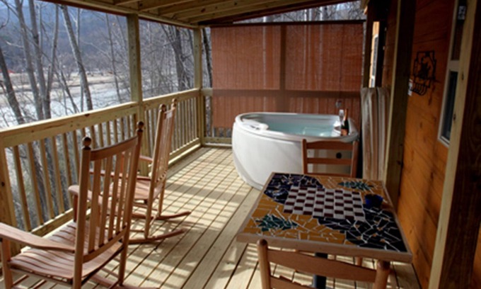 Lake Lure Cabina | Cabina romántica en el hermoso Lake Lure!