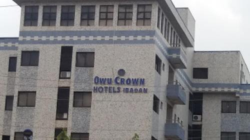 Ibadan Cabina | Owu Crown Hotel - Regular