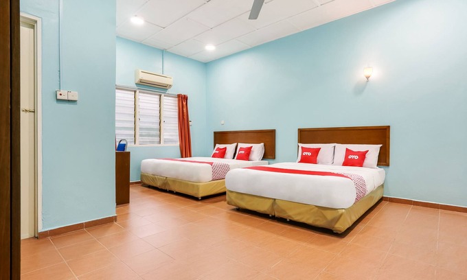 Teras Jernang Hotel | OYO 44094 Bangi Lanai Hotel