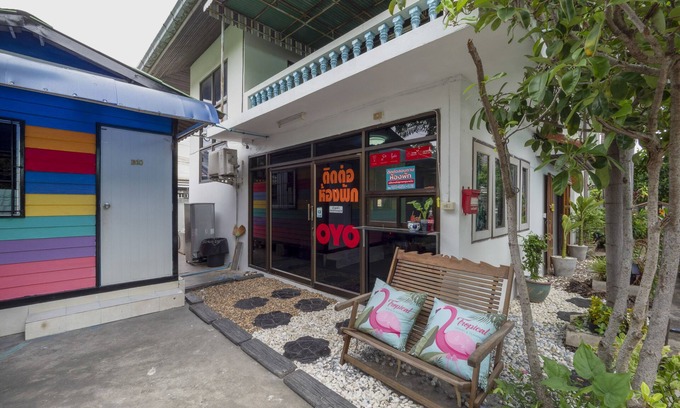 Ban Bang Saen Hotel | OYO 75322 Tha Burapa Resort Bangsaen