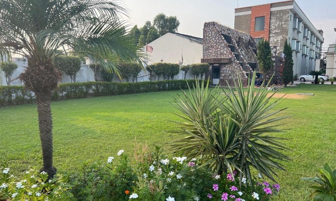 Ambala Hotel | OYO 90376 Hotel Down Town
