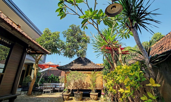 Sukawati Hotel | OYO 93056 Penginapan Pondok Abian Sukawati