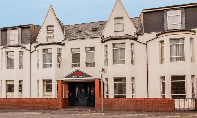 Riverside Hotel | OYO Flagship Cardiff Central