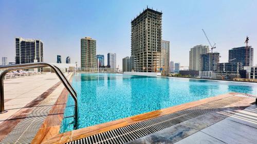 Dubai Casa | OYO HOME 1364 Fully Furnished Studio Apartments Jvc