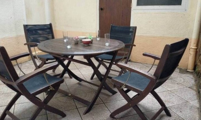 Miroir - Batignolles Apartamento | Oyon Patio* T3 * 4pers * Station * Private courtyard