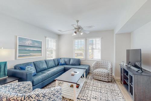 Buxton Casa | Oyster #14B-CAC