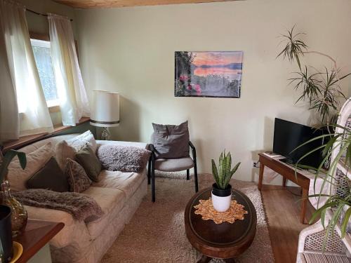 Powell River Apartamento | Oysterbeds offers our Oyster Suite