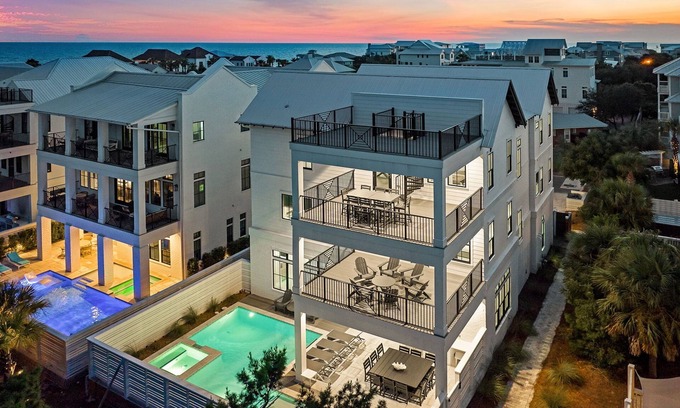 Inlet Beach Casa | Oz by The Sea|Easy Beach Access|Gulf Views|Private Pool|Golf Cart