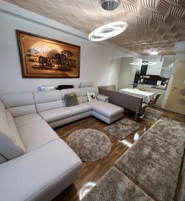 Debrecen Apartamento | Párizsi Udvar Prémium Apartman