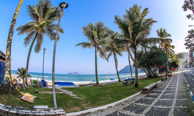 Tombo Apartamento | Pé na areia do Guarujá - Praia do Tombo (F)