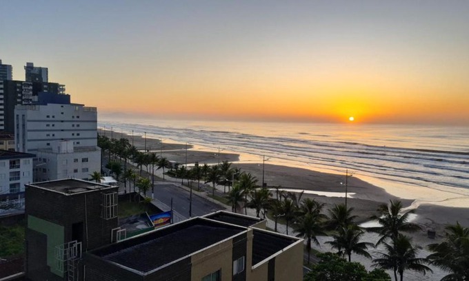 Vilamar Apartamento | Pé na areia, frente mar, wi-fi e garagem coberta no Caiçara - PG
