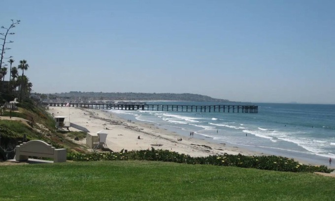 North Pacific Beach Cabaña | Pacific Beach Surf & Swim + Relax in a Cozy Beach Cottage