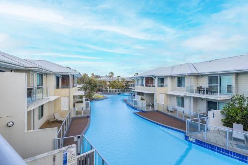 Salamander Bay Apartamento | Pacific Blue 244, 255 Sandy Point Rd - pool, aircon, linen and resort features