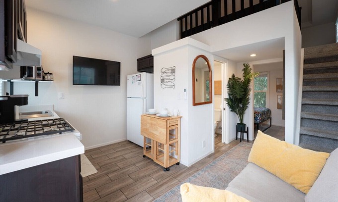 San Luis Obispo Casa | Pacific Coast Tiny House with three beds & a loft