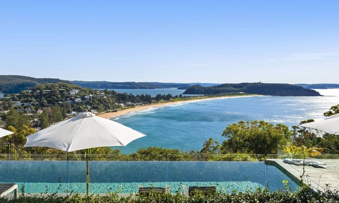 Palm Beach Casa | PACIFIC VISTA by Palm Beach Holiday Rentals