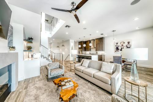 Corpus Christi Casa | Padre Villas