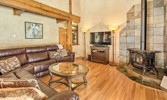 Pagosa Springs Casa | Pagosa Springs Vacation Rental w/ Mtn Views