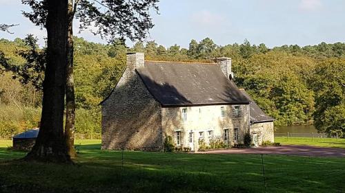 Paimpont Casa | Paimpont: Gîte de la Haute Fenderie