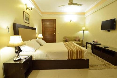 Bahawalpur Hotel | Pak Continental Hotel