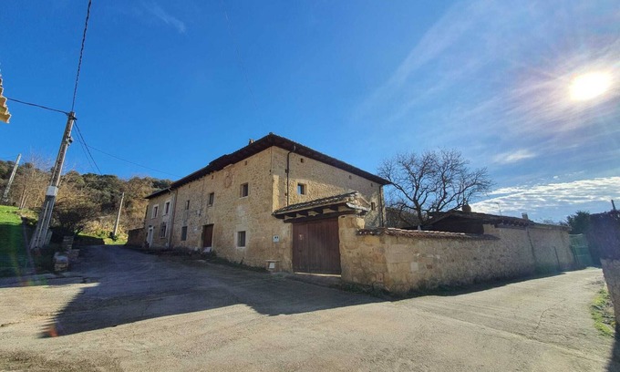 Villacomparada de Rueda Casa | PALACIO CASA RURAL LOS LAMBREQUINES en Villacomparada de Rueda.