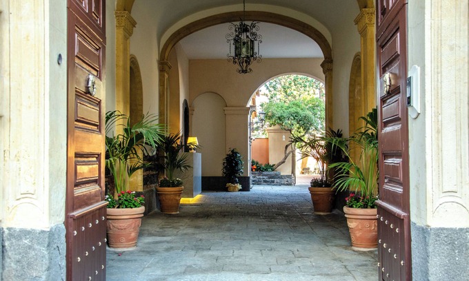 Belpasso Casa | Palazzo Fiammingo Rooms