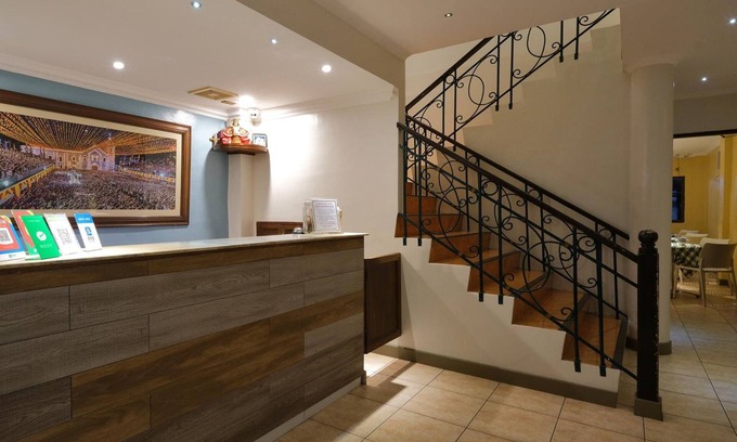 Cebu Casa | Palazzo Pensionne