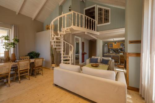Paleros Casa | Paleros Stone