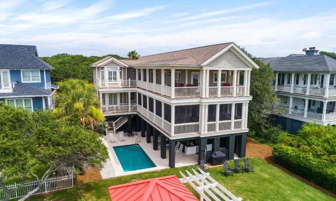 Isle of Palms Casa | Palm Blvd 2906 - All Decked Out