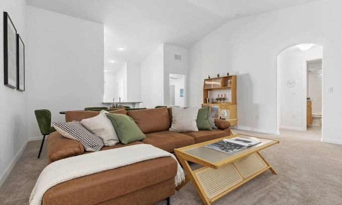 Indian Trails Casa | Palm Coast Getaway – Relax in a Charming Home and Make Incredible Memories”