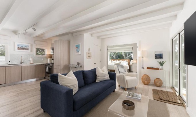 Montecito Casa | Palm Cottage