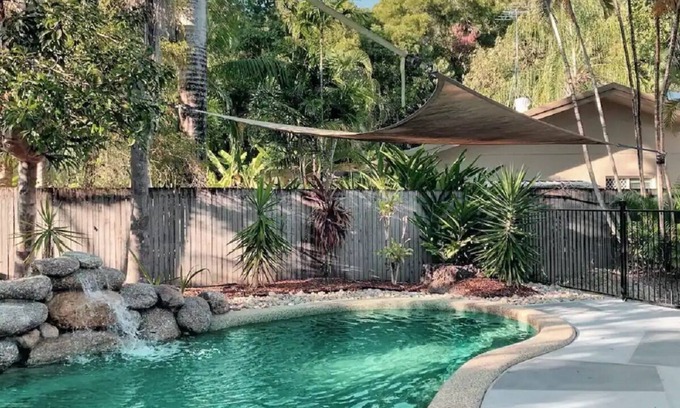 Clifton Beach Casa | Palm Cove/Cairns beaches tropical spacious retreat