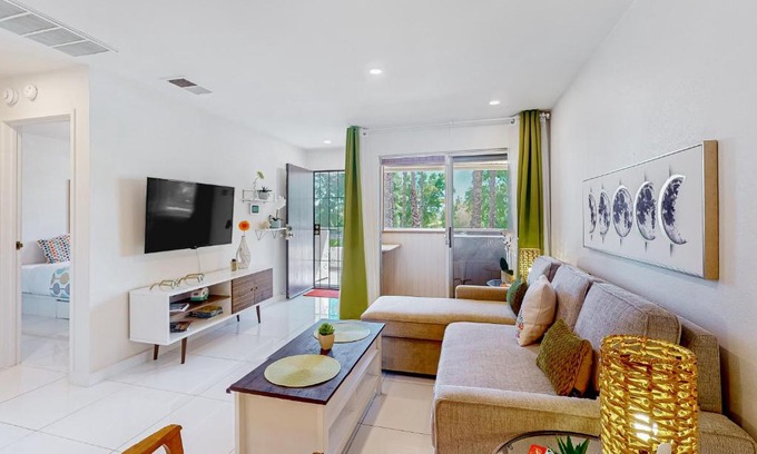 Racquet Club West Apartamento | Palm Paradise Villa