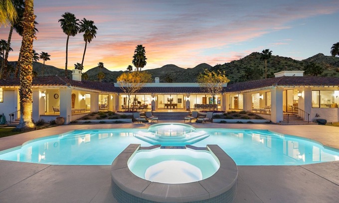 Palm Springs Casa | Palm Springs Home with Private Pool, Hot Tub, Tennis Court, and Putting Green!