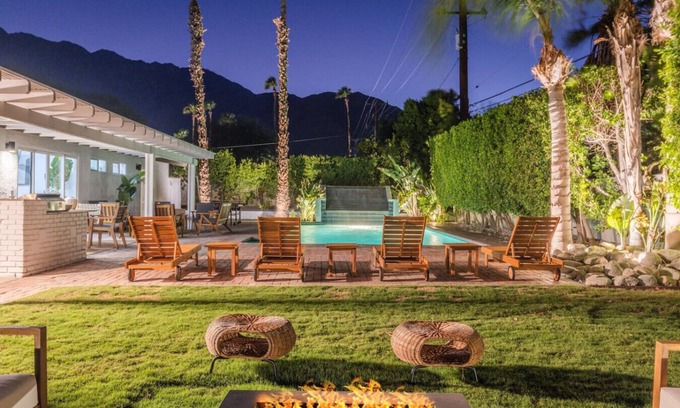 Racquet Club West Casa | Palm Springs Villa for 12, Pool, Casita, Game Room