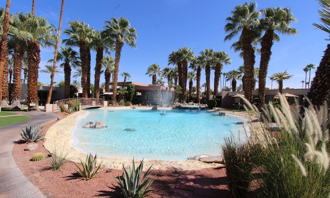 Araby Villa | Palm Springs Villa | Pool, Patio & Tennis