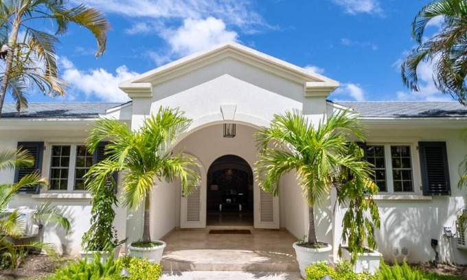 Halcyon Heights Villa | Palm Tree Villa | Beach View - Located in Fabulous Sandy Lane with Private Pool
