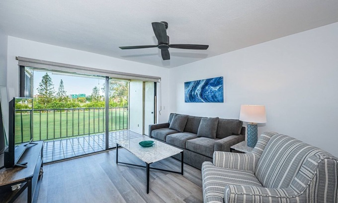 Palma del Mar Condominio | Palma 'Island Life to a Tee'