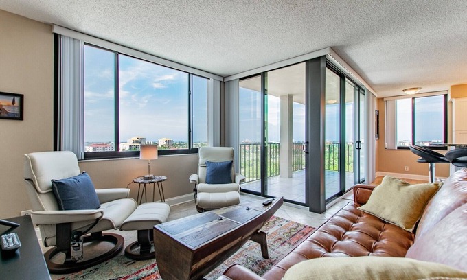 Palma del Mar Condominio | ¡Vive la vida de la isla! PA G-1004