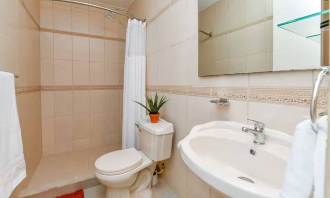 Koyari Apartamento | Palma Real 2Bed/2Bath sleeps 6 close 2 Palm Beach!