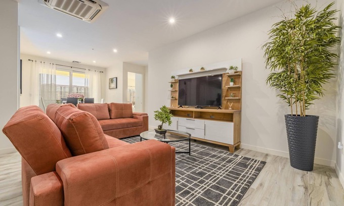 Palm Beach Condominio | PalmBeach 3BR2BA Condo Close 2 Beach & Attractions