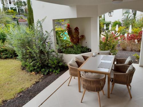 Palm-Mar Apartamento | PalmMar Jardines NEW 2bedroom ISORA 0-4 House 145m2 with garden