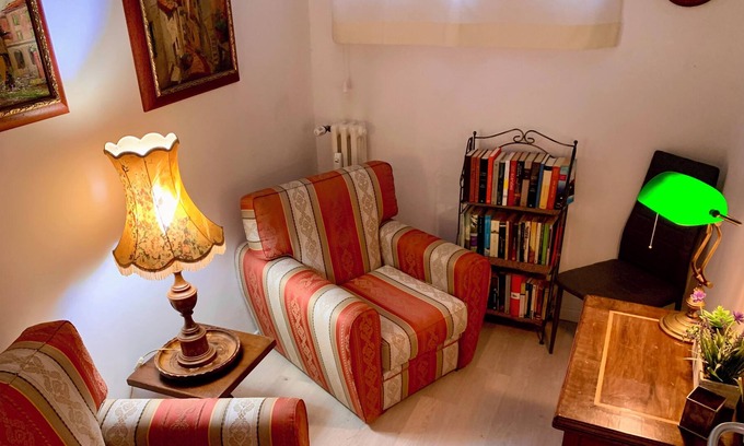 Terni Apartamento | Palmyra House - delightful one-bedroom apartment for two