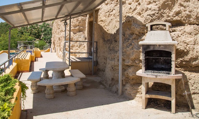 Valtierra Cabaña | Cuevas Rurales Bardeneras Palomar 5-7 personas, terraza y barbacoa