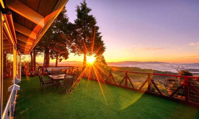 Pauma Valley Chalet De Esquí | Casa de lujo - Vistas espectaculares con salida del sol!Gran lugar para yoga y meditación!