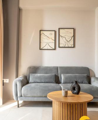 Pasalimani Apartamento | Pame Rentals - 2BD Modern Home Steps from Pasalimani