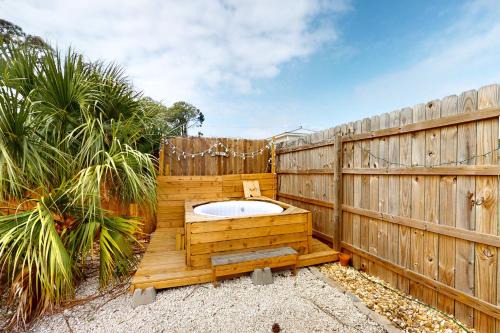 Biltmore Beach Casa | Panama City Cottage Comfort