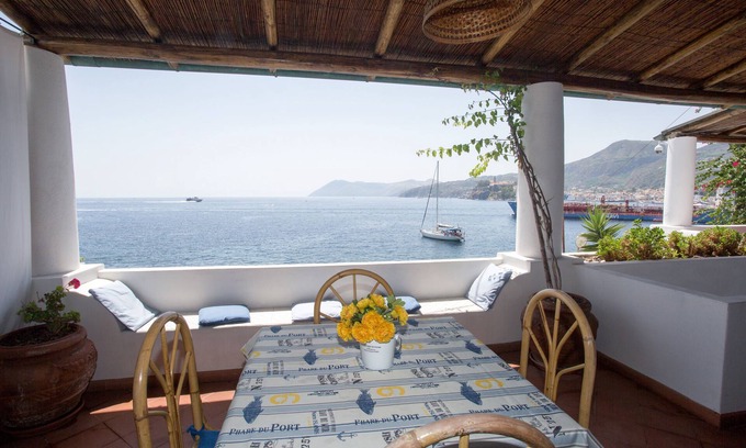 Lipari Apartamento | PANAREA - APARTAMENTO