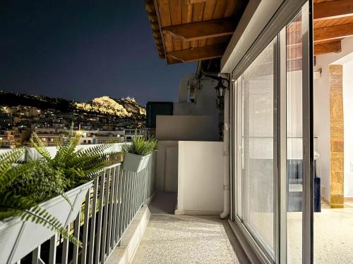 Athens City Centre Apartamento | Panathenea Rooftop Apartment with Stunning View of Lycabettus